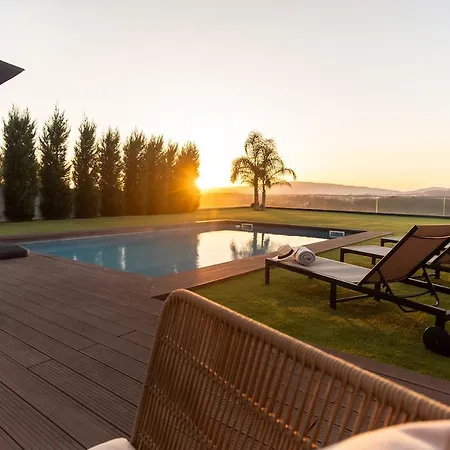 فيلة Vietnam House *