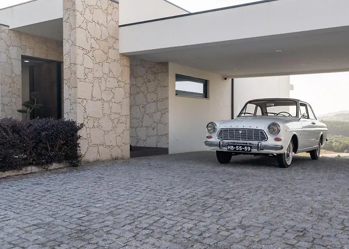 Vietnam House 巴塞卢什